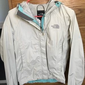 Lightweight Cream/blue North Face Jacket